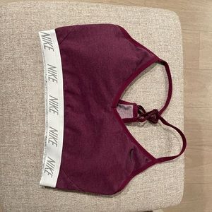 M Nike Indy sport bra